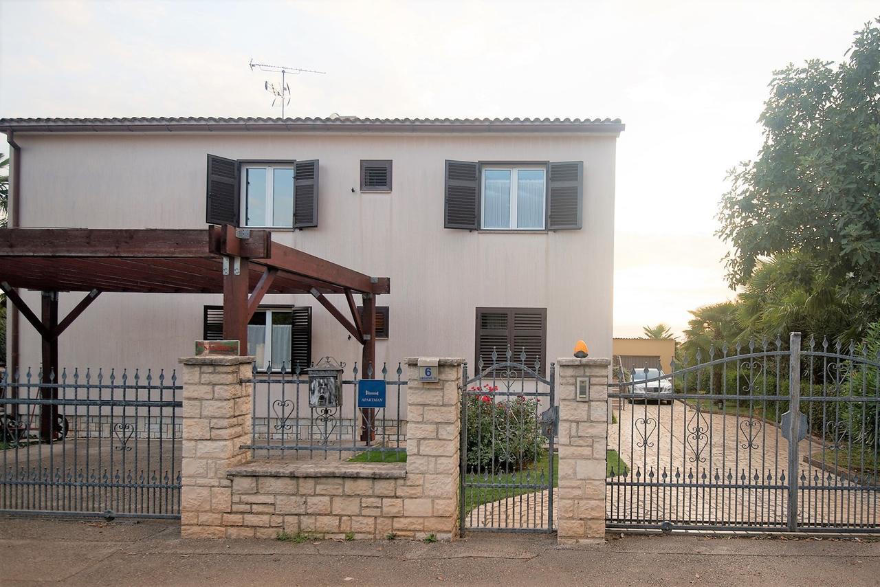 Apartments Sandra Poreč Extérieur photo