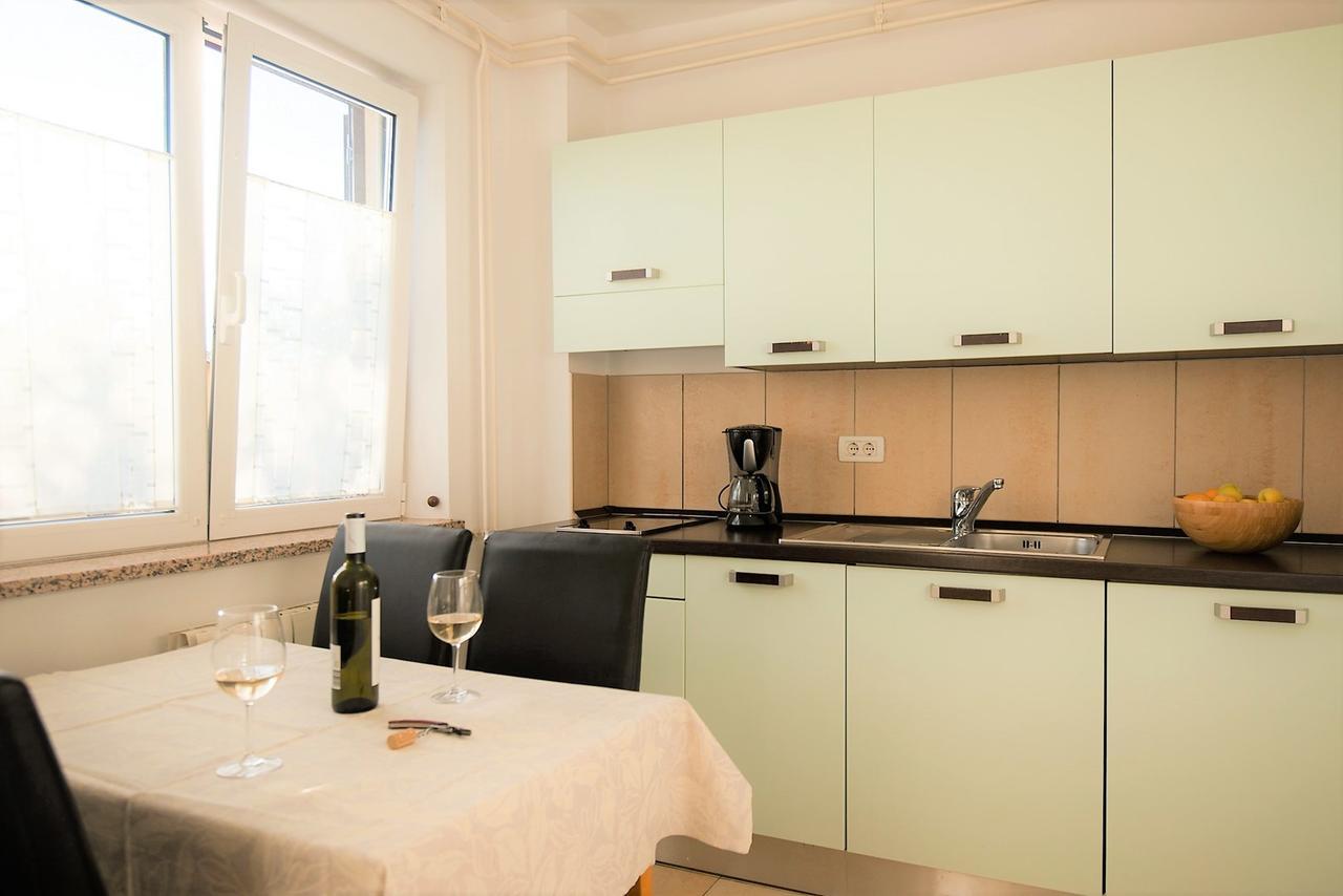 Apartments Sandra Poreč Extérieur photo