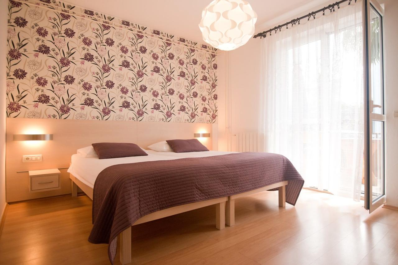 Apartments Sandra Poreč Extérieur photo